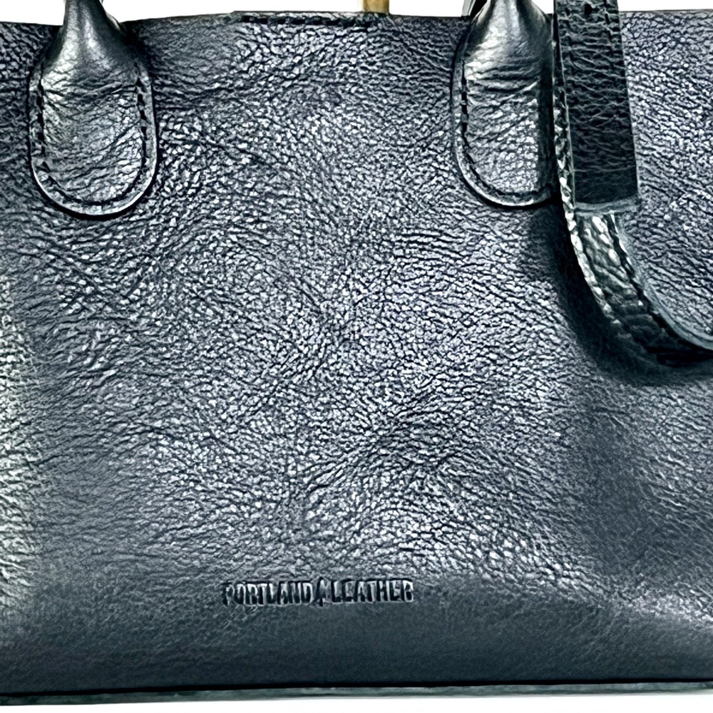 NWOT Portland Leather Rainstorm Crossbody Satchel Bag Pristine Timeless Everyday - Picture 4 of 16